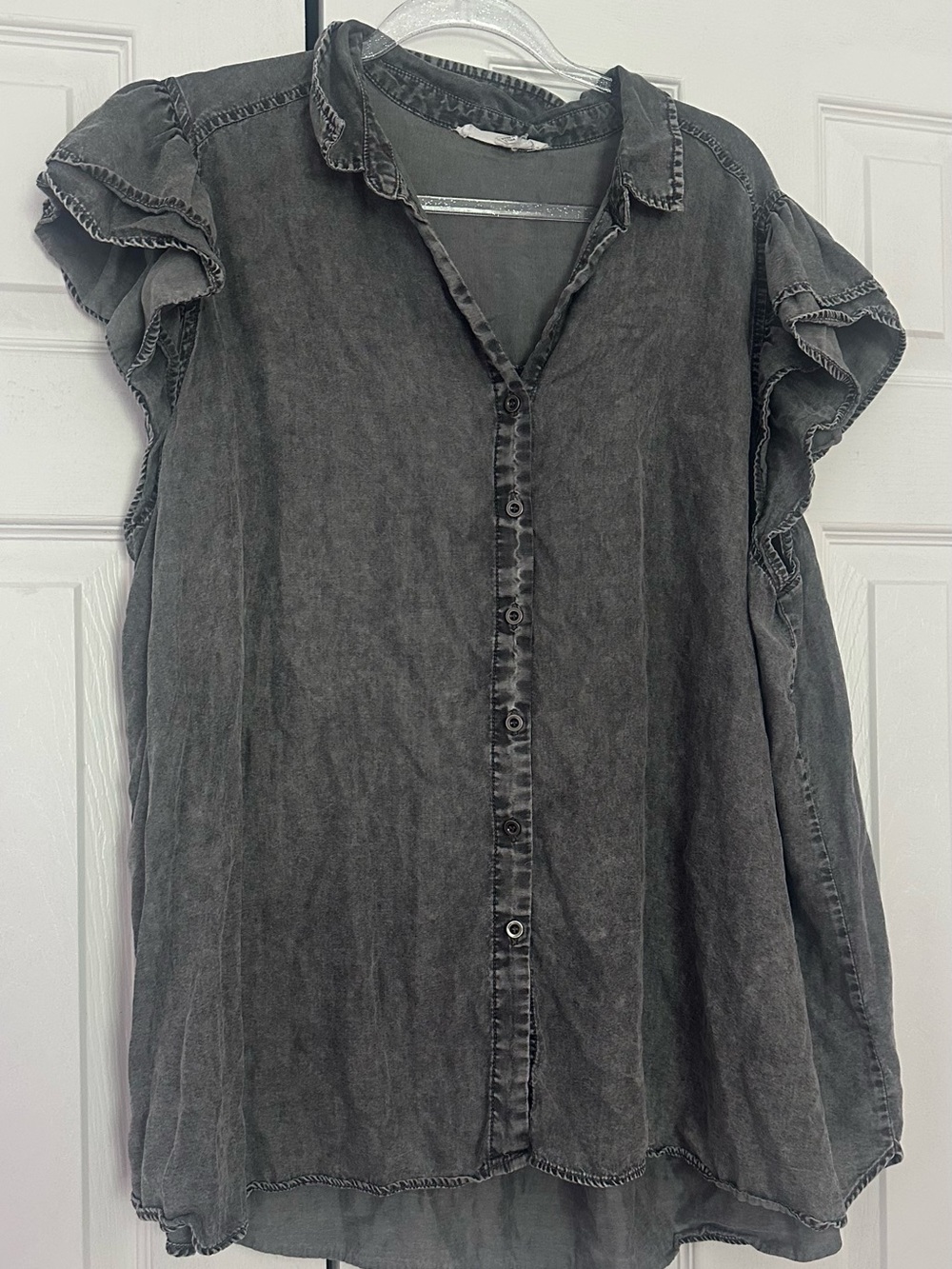 Jane and Delancey Washed Black Ruffle-Sleeve Button-Down Top